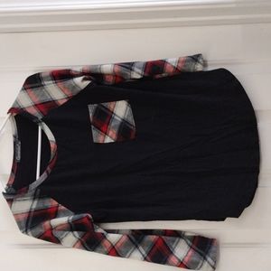 Medium Plaid and black long sleeve shirt from gamiss